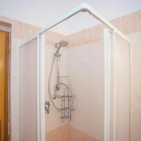 Apartman Stunning In Tar With Swimming Pool *